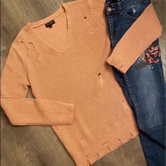 Distressed V Neck Sweater - Picture 7 of 12